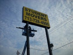 Moving you in Houston, Student Movers provides the right equipment to move you the right way